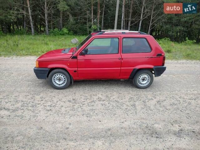 Красный Фиат Панда, объемом двигателя 1 л и пробегом 185 тыс. км за 1250 $, фото 2 на Automoto.ua