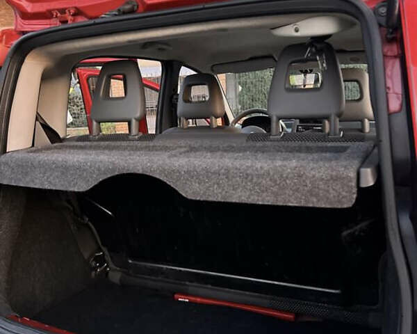 Червоний Фіат Панда, об'ємом двигуна 1.24 л та пробігом 185 тис. км за 2999 $, фото 4 на Automoto.ua