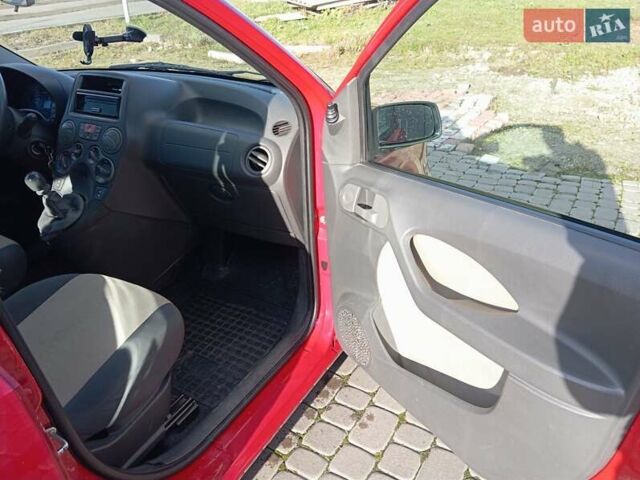 Червоний Фіат Панда, об'ємом двигуна 1.24 л та пробігом 83 тис. км за 4200 $, фото 2 на Automoto.ua
