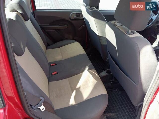 Червоний Фіат Панда, об'ємом двигуна 1.24 л та пробігом 83 тис. км за 4200 $, фото 1 на Automoto.ua