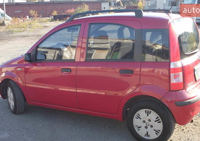 Красный Фиат Панда, объемом двигателя 1.24 л и пробегом 112 тыс. км за 4500 $, фото 6 на Automoto.ua