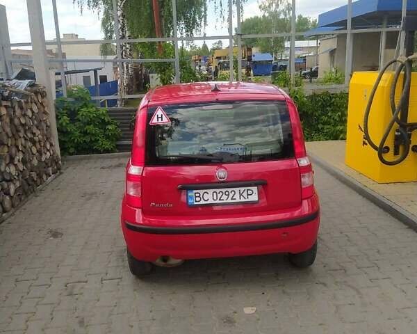Красный Фиат Панда, объемом двигателя 1.2 л и пробегом 140 тыс. км за 3400 $, фото 5 на Automoto.ua