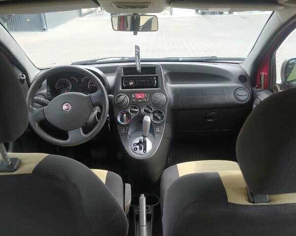 Красный Фиат Панда, объемом двигателя 1.2 л и пробегом 140 тыс. км за 3400 $, фото 6 на Automoto.ua