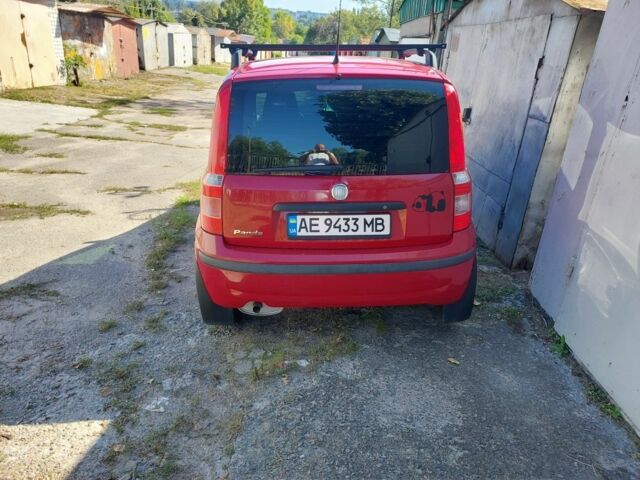 Фиат Панда 2009 в Кременчуге на Automoto.ua Красный Фиат Панда, объемом двигателя 1.2 л и пробегом 58 тыс. км за 3800 $, фото 2 на Automoto.ua
