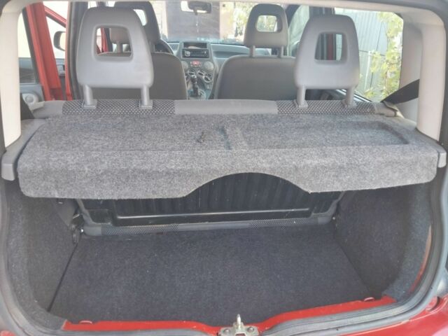 Красный Фиат Панда, объемом двигателя 1.1 л и пробегом 130 тыс. км за 3000 $, фото 4 на Automoto.ua