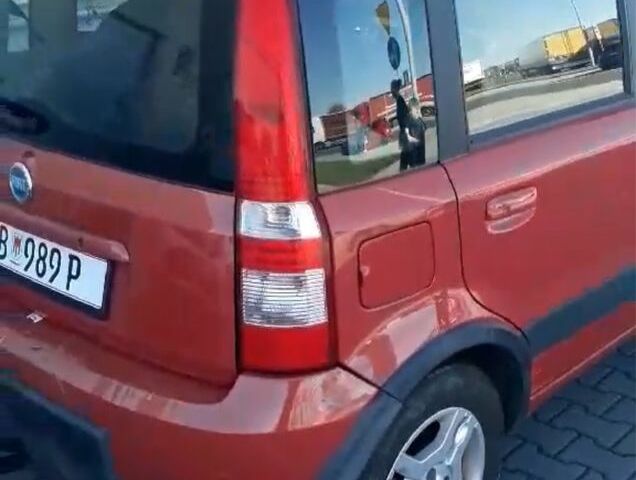 Червоний Фіат Панда, об'ємом двигуна 1.2 л та пробігом 200 тис. км за 3500 $, фото 3 на Automoto.ua
