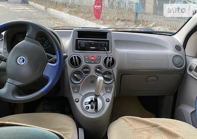 Фиат Панда, объемом двигателя 1.2 л и пробегом 208 тыс. км за 3743 $, фото 11 на Automoto.ua