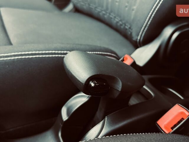 купить новое авто Фиат Панда 2023 года от официального дилера Форвард-Авто Фиат фото