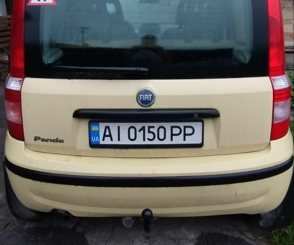 Желтый Фиат Панда, объемом двигателя 1.1 л и пробегом 160 тыс. км за 2400 $, фото 6 на Automoto.ua