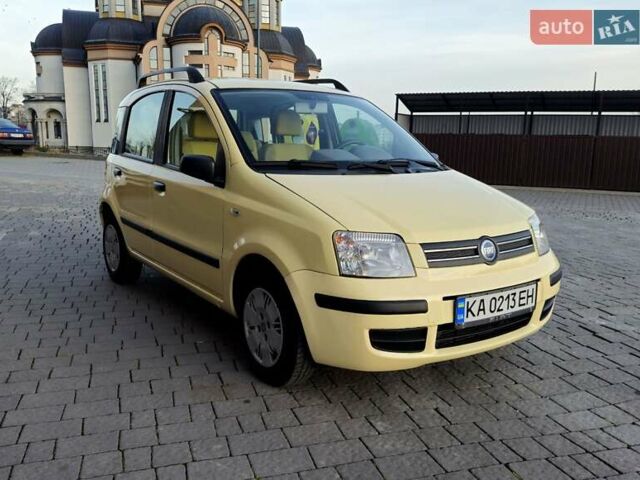 Желтый Фиат Панда, объемом двигателя 1.24 л и пробегом 147 тыс. км за 3750 $, фото 4 на Automoto.ua