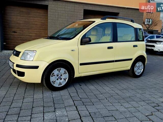 Желтый Фиат Панда, объемом двигателя 1.24 л и пробегом 147 тыс. км за 3750 $, фото 11 на Automoto.ua