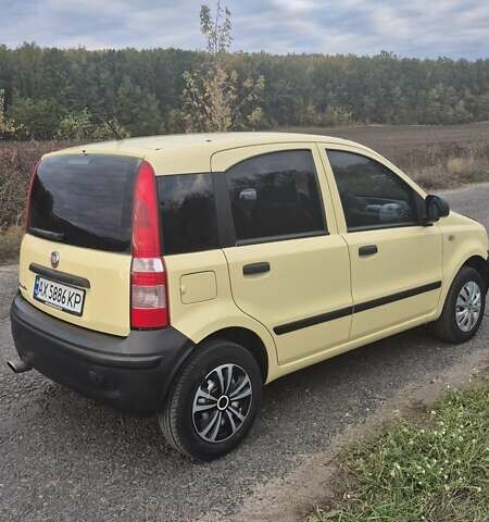 Желтый Фиат Панда, объемом двигателя 1.11 л и пробегом 241 тыс. км за 3300 $, фото 5 на Automoto.ua