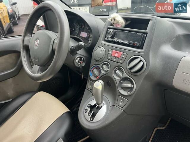 Жовтий Фіат Панда, об'ємом двигуна 1.24 л та пробігом 146 тис. км за 2299 $, фото 11 на Automoto.ua