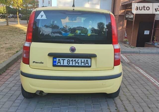 Желтый Фиат Панда, объемом двигателя 1.1 л и пробегом 140 тыс. км за 3500 $, фото 4 на Automoto.ua