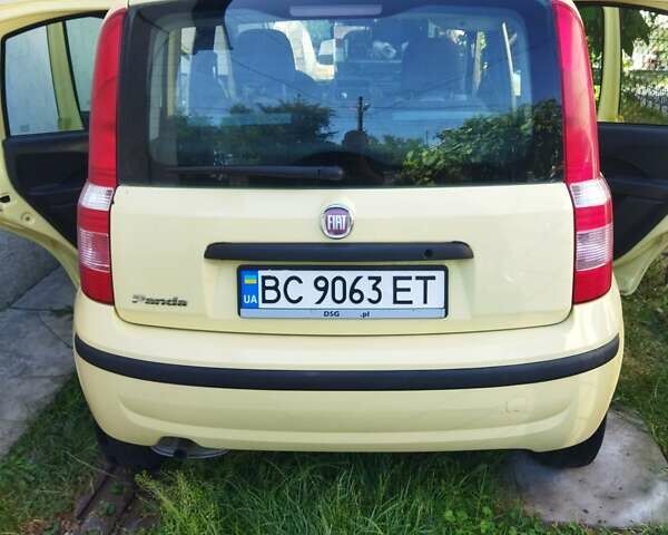 Жовтий Фіат Панда, об'ємом двигуна 1.24 л та пробігом 253 тис. км за 3800 $, фото 4 на Automoto.ua