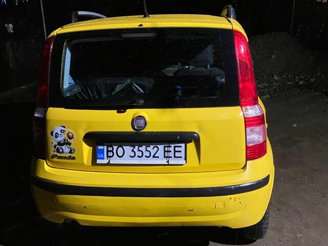 Желтый Фиат Панда, объемом двигателя 1.2 л и пробегом 121 тыс. км за 3500 $, фото 2 на Automoto.ua