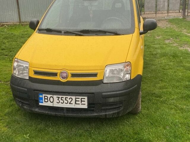 Желтый Фиат Панда, объемом двигателя 1.2 л и пробегом 121 тыс. км за 3500 $, фото 5 на Automoto.ua