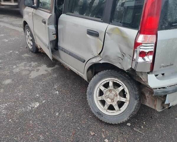 Сірий Фіат Панда, об'ємом двигуна 1.24 л та пробігом 129 тис. км за 2200 $, фото 4 на Automoto.ua