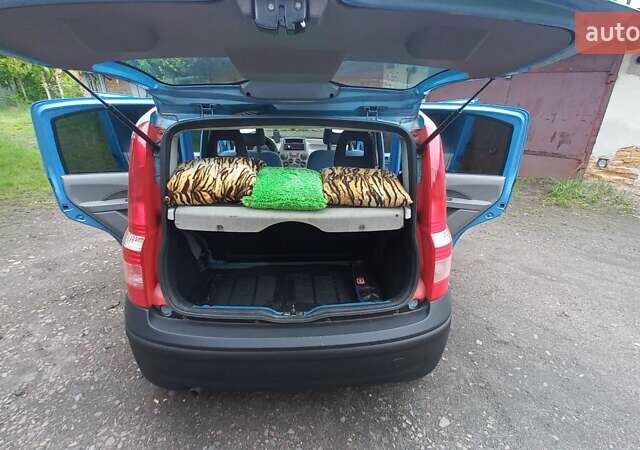 Синий Фиат Панда, объемом двигателя 1.11 л и пробегом 164 тыс. км за 2999 $, фото 27 на Automoto.ua