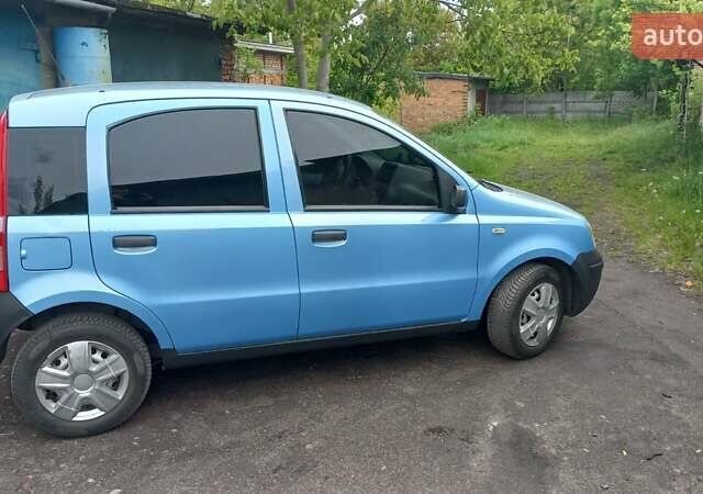 Синий Фиат Панда, объемом двигателя 1.11 л и пробегом 164 тыс. км за 2999 $, фото 3 на Automoto.ua