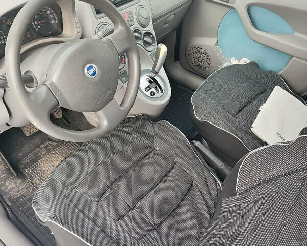 Синій Фіат Панда, об'ємом двигуна 1.24 л та пробігом 189 тис. км за 3600 $, фото 12 на Automoto.ua