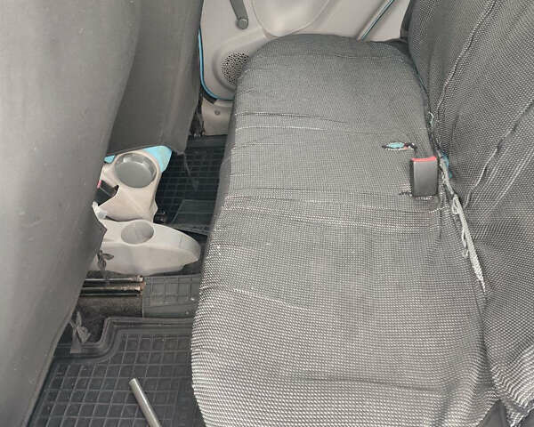 Синій Фіат Панда, об'ємом двигуна 1.24 л та пробігом 189 тис. км за 3600 $, фото 11 на Automoto.ua