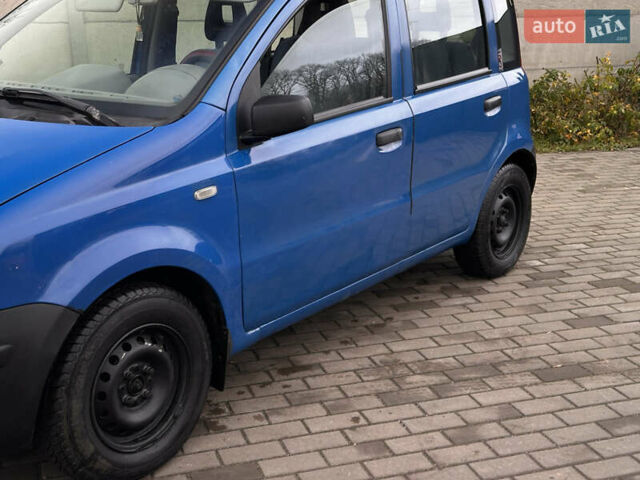 Синий Фиат Панда, объемом двигателя 1.11 л и пробегом 287 тыс. км за 2400 $, фото 10 на Automoto.ua