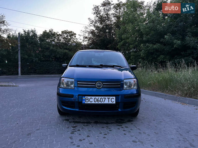 Синий Фиат Панда, объемом двигателя 1.2 л и пробегом 256 тыс. км за 2600 $, фото 1 на Automoto.ua