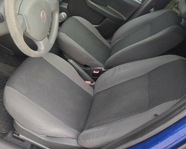 Синій Фіат Панда, об'ємом двигуна 1.1 л та пробігом 258 тис. км за 3300 $, фото 12 на Automoto.ua