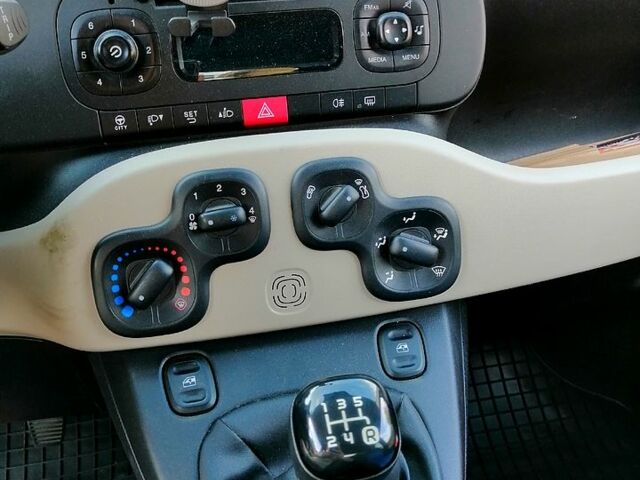 Синий Фиат Панда, объемом двигателя 1.2 л и пробегом 93 тыс. км за 5500 $, фото 6 на Automoto.ua