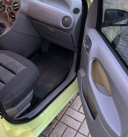 Зеленый Фиат Панда, объемом двигателя 1.2 л и пробегом 170 тыс. км за 2900 $, фото 6 на Automoto.ua