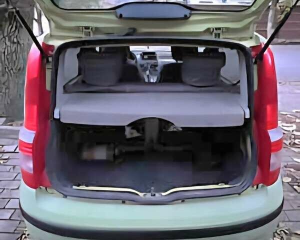 Зеленый Фиат Панда, объемом двигателя 1.24 л и пробегом 208 тыс. км за 3000 $, фото 3 на Automoto.ua