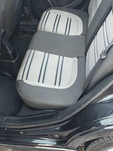 Чорний Фіат Пунто Ево, об'ємом двигуна 1.25 л та пробігом 271 тис. км за 4500 $, фото 9 на Automoto.ua