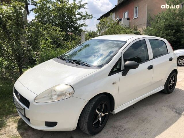 Білий Фіат Пунто, об'ємом двигуна 1.3 л та пробігом 223 тис. км за 4700 $, фото 1 на Automoto.ua
