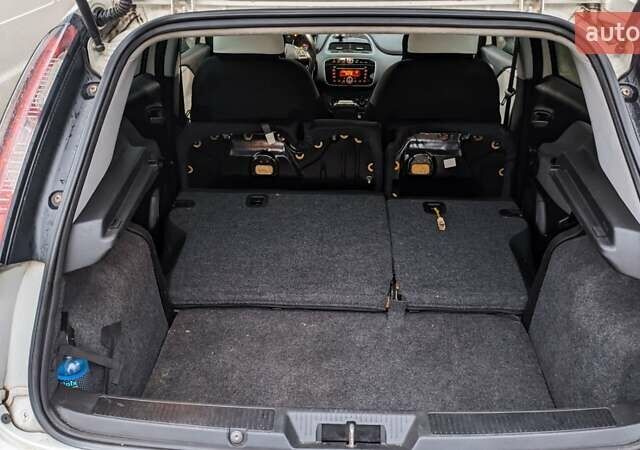 Білий Фіат Пунто, об'ємом двигуна 1.4 л та пробігом 215 тис. км за 4500 $, фото 9 на Automoto.ua