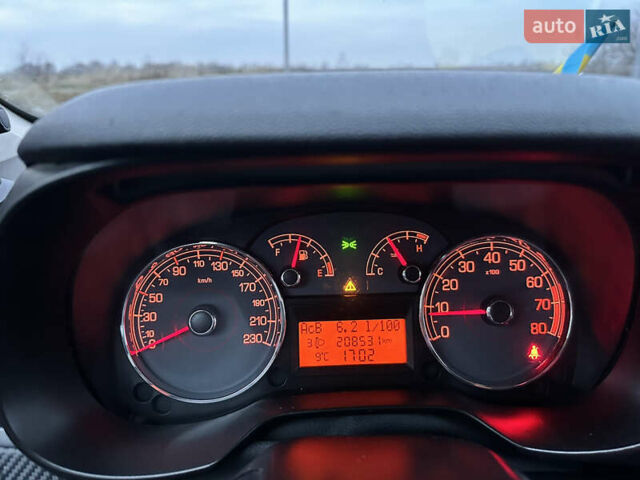 Білий Фіат Пунто, об'ємом двигуна 1.37 л та пробігом 208 тис. км за 3700 $, фото 12 на Automoto.ua