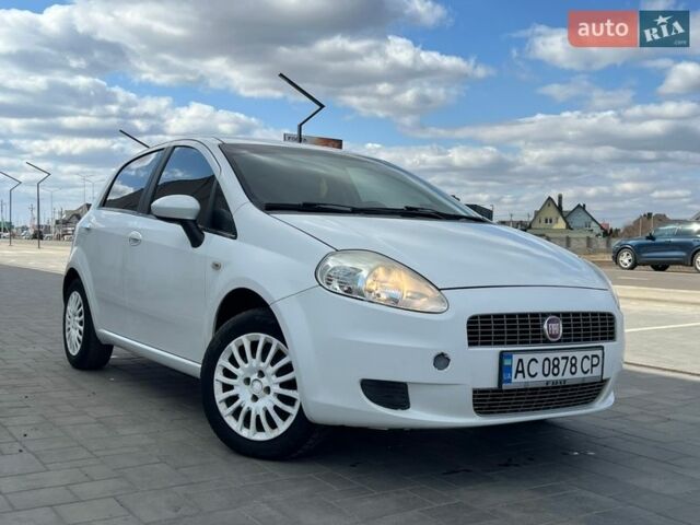 Белый Фиат Пунто, объемом двигателя 1.4 л и пробегом 204 тыс. км за 3850 $, фото 16 на Automoto.ua
