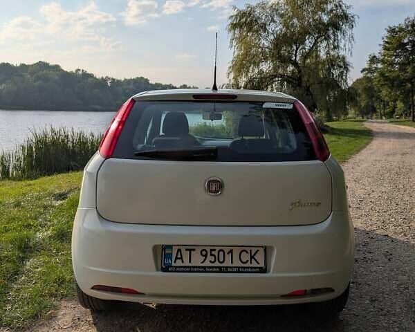 Білий Фіат Пунто, об'ємом двигуна 1.24 л та пробігом 98 тис. км за 4300 $, фото 5 на Automoto.ua