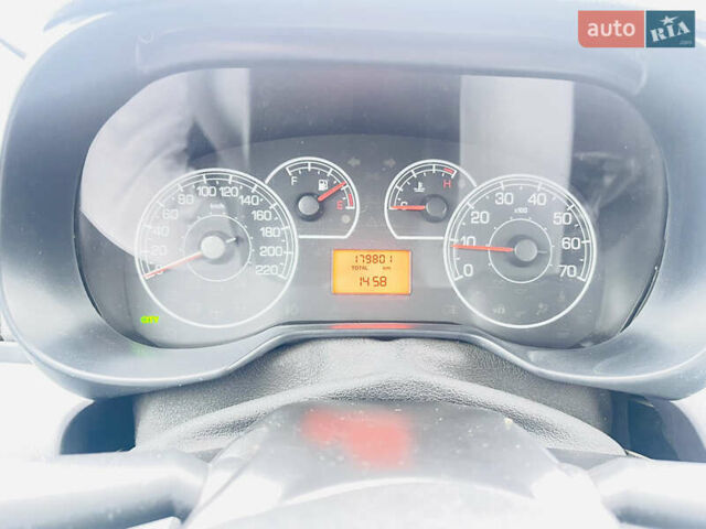 Білий Фіат Пунто, об'ємом двигуна 1.24 л та пробігом 179 тис. км за 3400 $, фото 10 на Automoto.ua