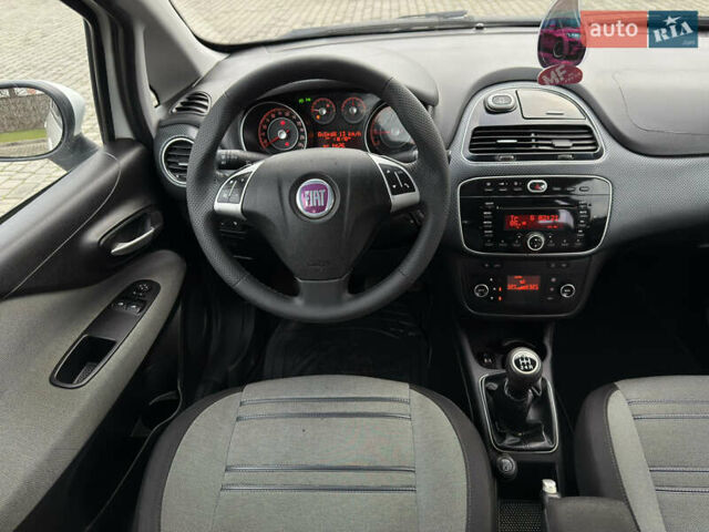 Білий Фіат Пунто, об'ємом двигуна 1.3 л та пробігом 118 тис. км за 3990 $, фото 37 на Automoto.ua