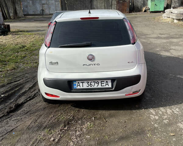 Белый Фиат Пунто, объемом двигателя 1.3 л и пробегом 234 тыс. км за 5200 $, фото 12 на Automoto.ua