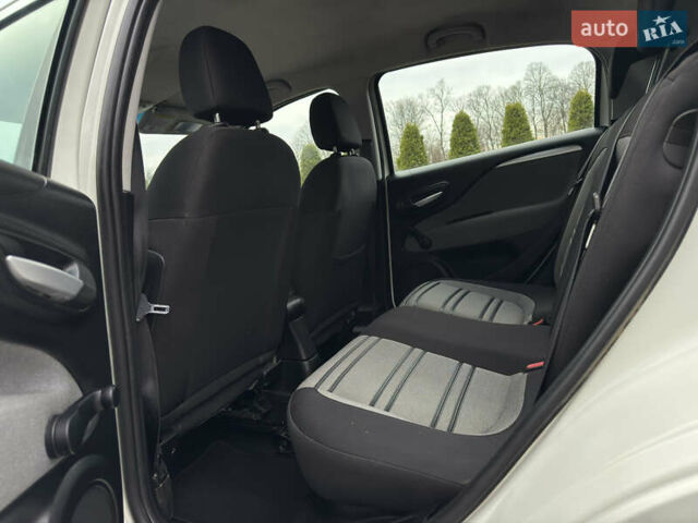 Білий Фіат Пунто, об'ємом двигуна 1.3 л та пробігом 118 тис. км за 3990 $, фото 31 на Automoto.ua
