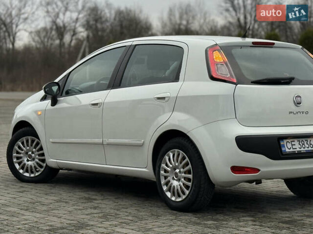 Білий Фіат Пунто, об'ємом двигуна 1.3 л та пробігом 118 тис. км за 3990 $, фото 10 на Automoto.ua