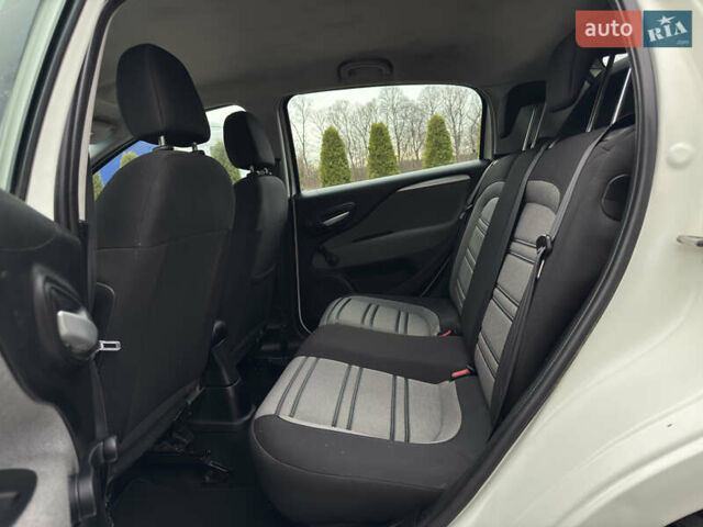 Білий Фіат Пунто, об'ємом двигуна 1.3 л та пробігом 118 тис. км за 3990 $, фото 30 на Automoto.ua