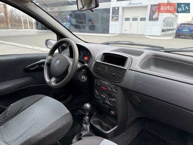 Бежевий Фіат Пунто, об'ємом двигуна 1 л та пробігом 220 тис. км за 2450 $, фото 9 на Automoto.ua