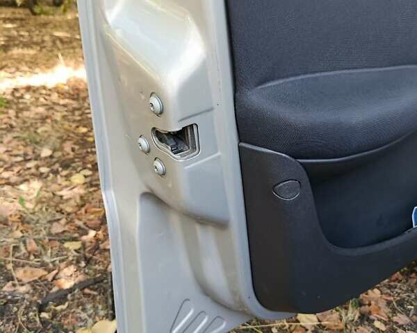 Фиат Пунто 2010 в Кременчуге на Automoto.ua Бежевый Фиат Пунто, объемом двигателя 1.24 л и пробегом 71 тыс. км за 4500 $, фото 22 на Automoto.ua