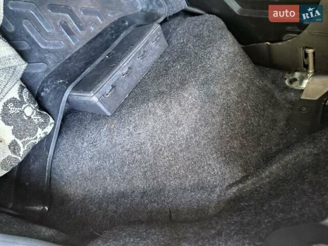 Фиат Пунто 2010 в Кременчуге на Automoto.ua Бежевый Фиат Пунто, объемом двигателя 1.24 л и пробегом 71 тыс. км за 4500 $, фото 24 на Automoto.ua