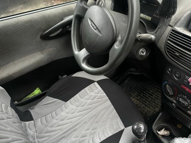 Черный Фиат Пунто, объемом двигателя 1.2 л и пробегом 100 тыс. км за 520 $, фото 4 на Automoto.ua