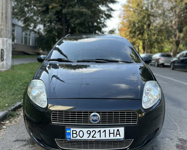 Фиат Пунто 2007 в Хмельницком на Automoto.ua Черный Фиат Пунто, объемом двигателя 1.4 л и пробегом 251 тыс. км за 3300 $, фото 1 на Automoto.ua