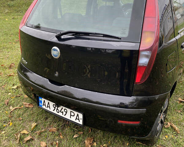 Фіат Пунто 2007 у Богуславе на Automoto.ua Чорний Фіат Пунто, об'ємом двигуна 1.24 л та пробігом 120 тис. км за 3250 $, фото 8 на Automoto.ua